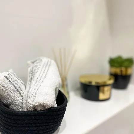 Riviera Modern Tower Apartman *